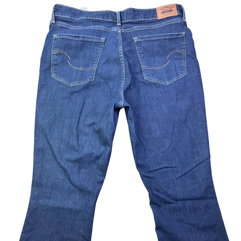 Levi Strauss Signature Gold Totally Shaping Bootcut Jeans Medium Wash Womens 12 - Picture 10 of 13